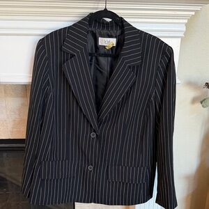 Le Suit Black Pinstripe Two-Button Blazer